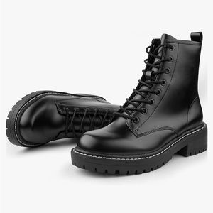 Women’s black ankle boots size 6.5